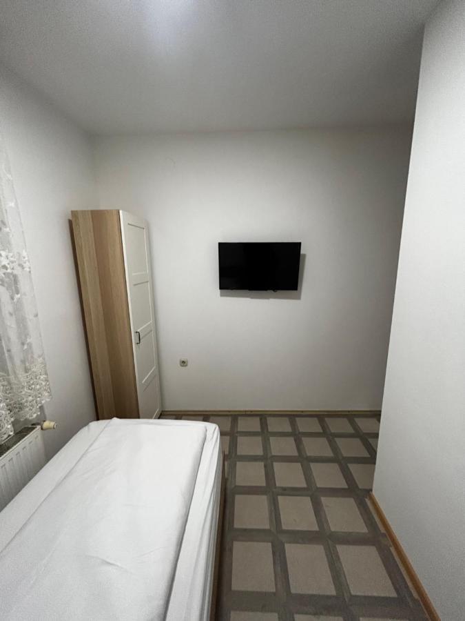 Sobe Zimmer Frei Pozega Buitenkant foto